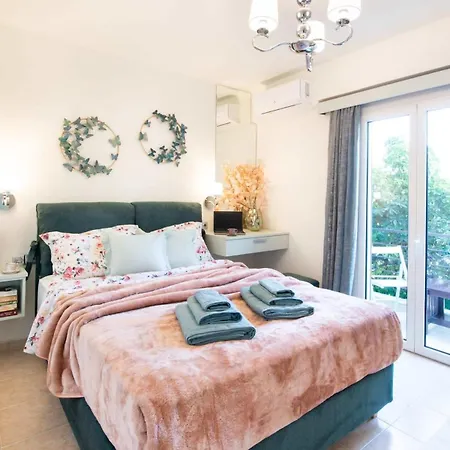 Mini Zen Nomad Maison - Calming & Charming Nest Akovitika